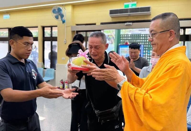 71歲鄭平君胞弟心肌梗塞猝逝