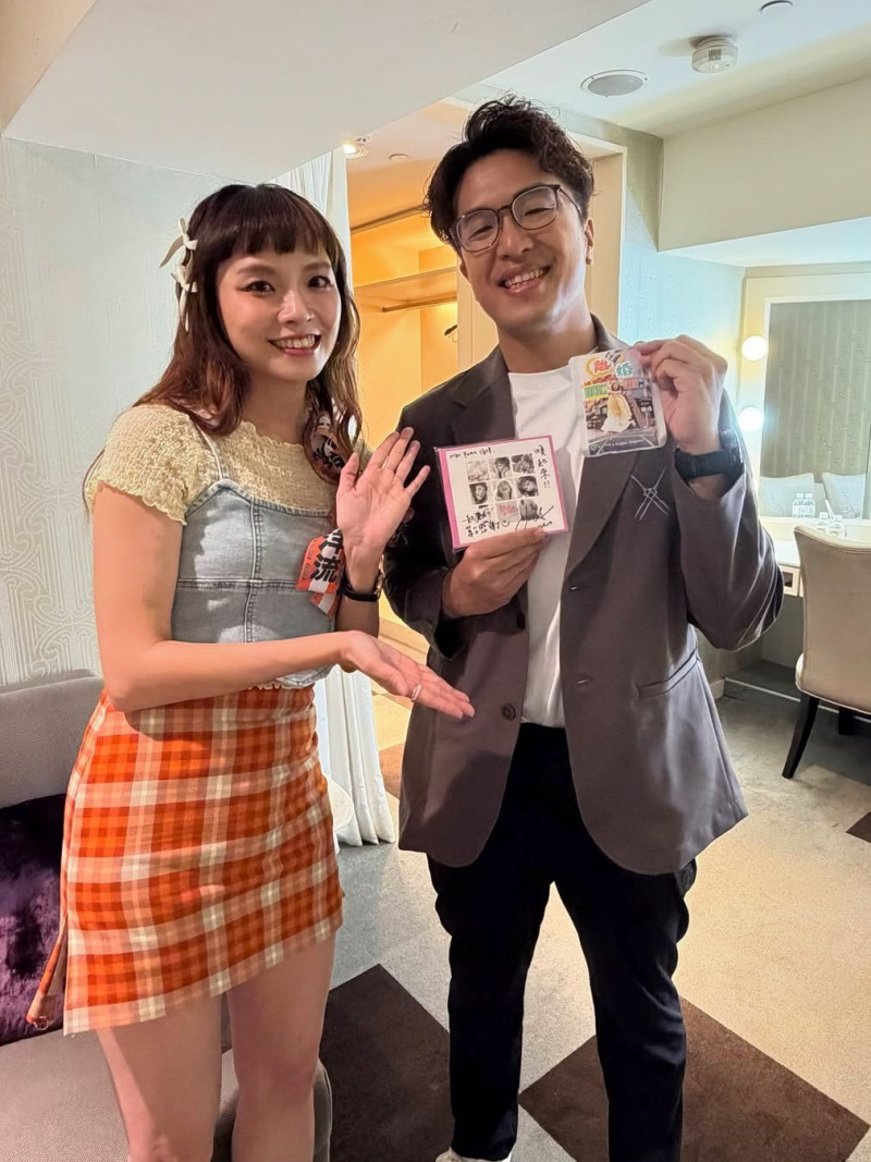 台語歌后吳蓓雅挺沈伯洋 12萬洋流聲勢驚人