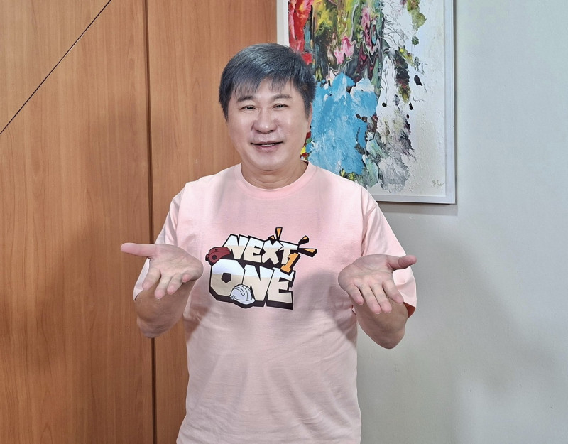 胡瓜一家三口入圍金鐘61 如願